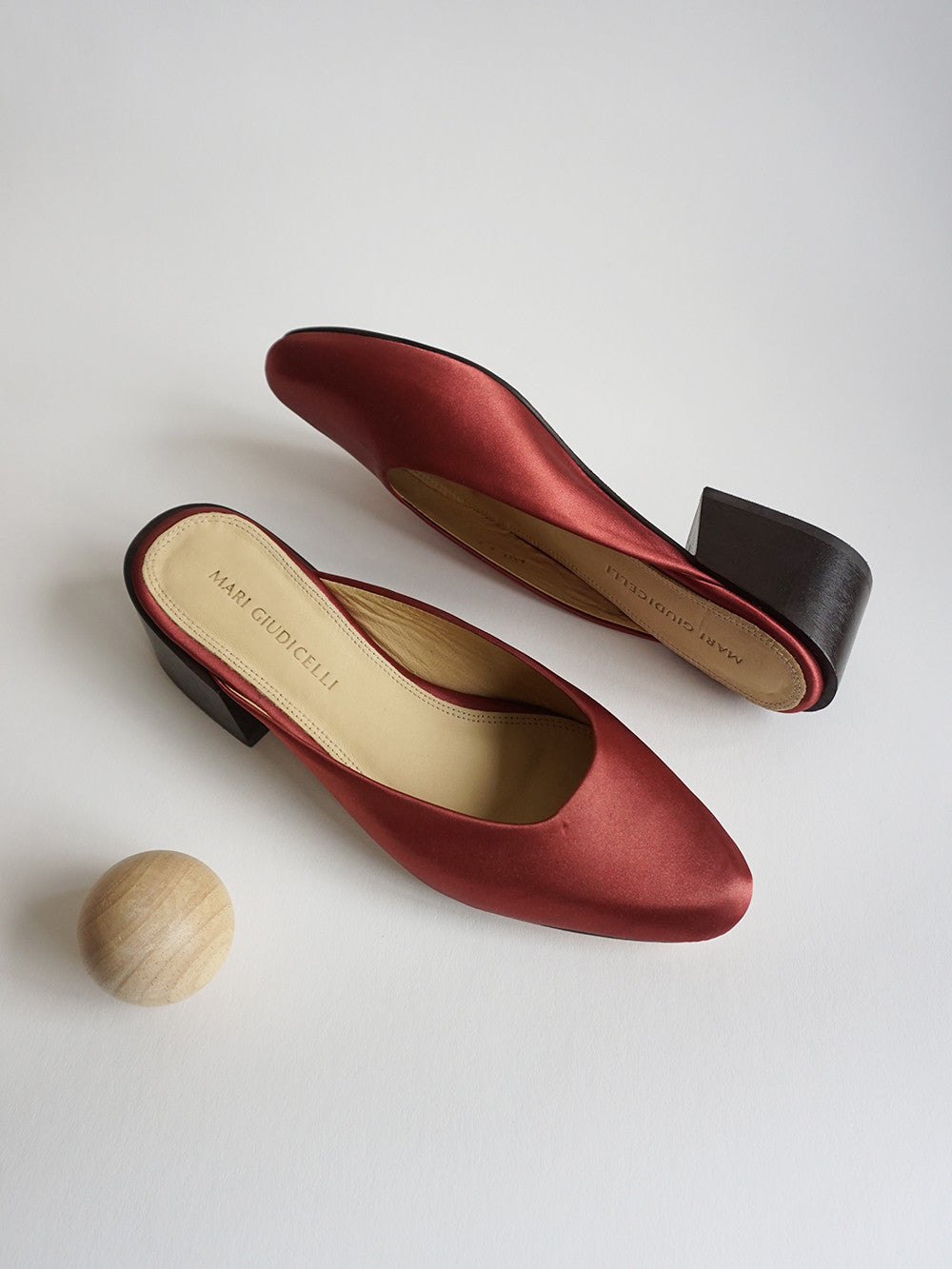 Mari-Giudicelli-Leblon-Mule-