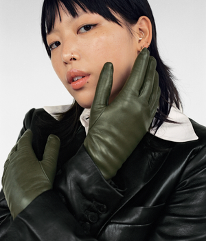 Classic Gloves in Sencha by Clyde | THE DRIVE NEW YORK